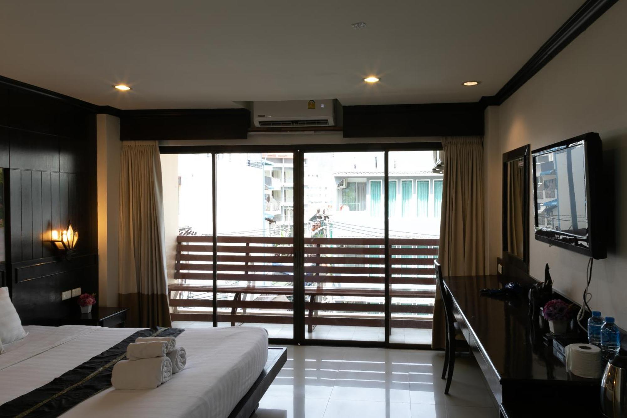 Best Venue Hotel Patong Kültér fotó